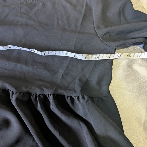 Elegant Black Women's Dress. Size Small. - Picture 5 of 6